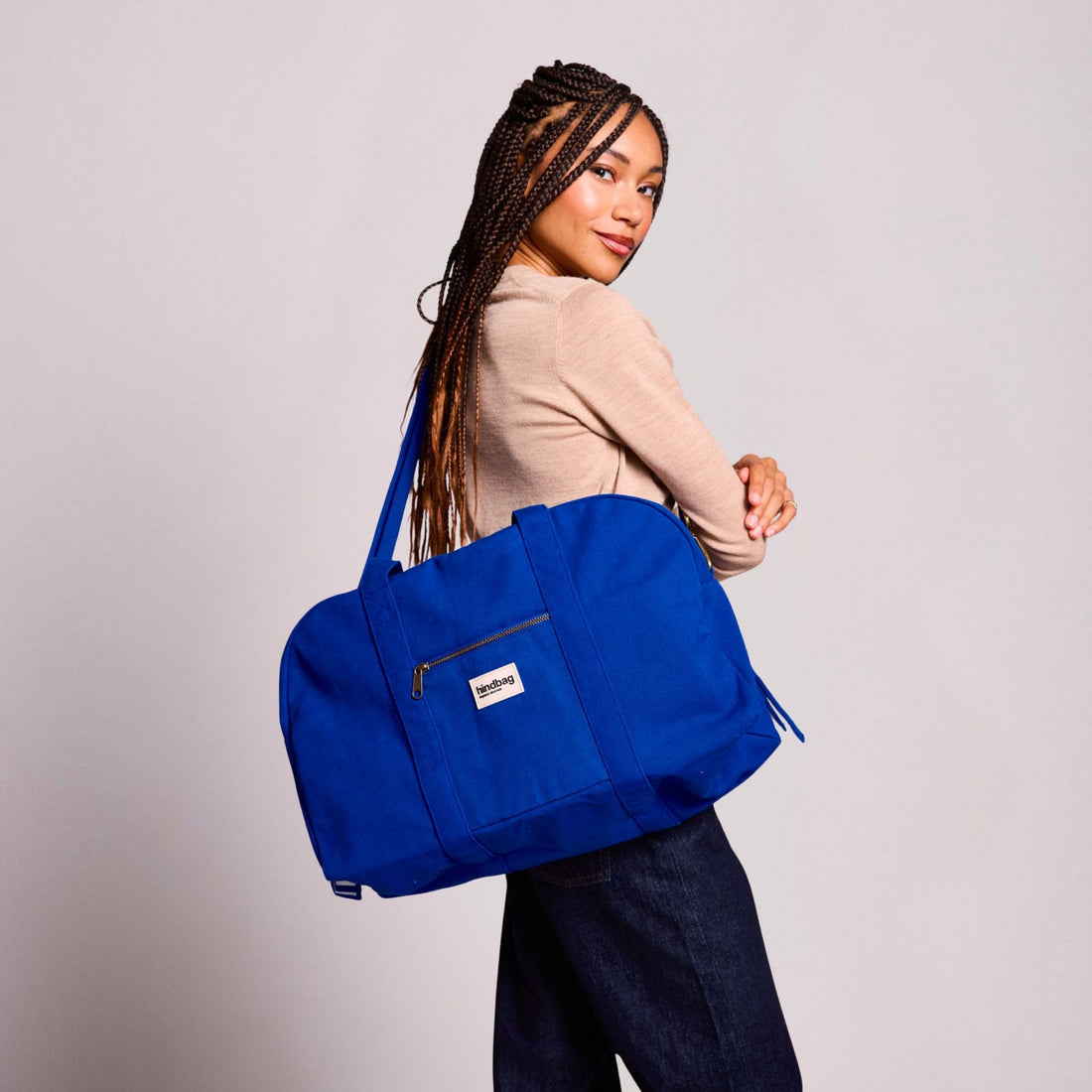 Que mettre dans son sac à langer ? Check-list complète pour des sorties sereines avec bébé