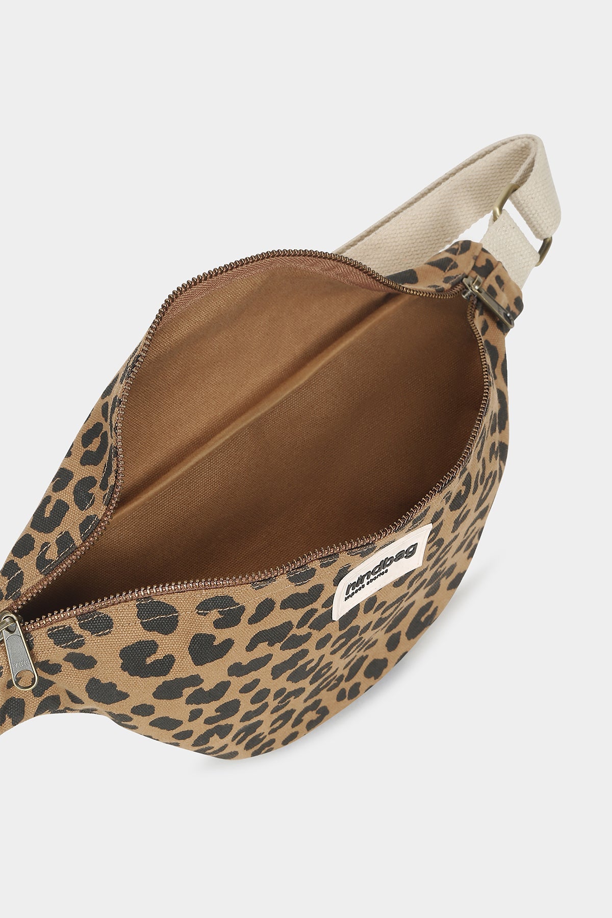 Olivia Leopard Cinnamon fanny pack