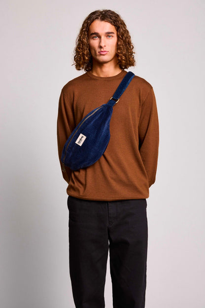 L Sasha fanny pack in navy corduroy