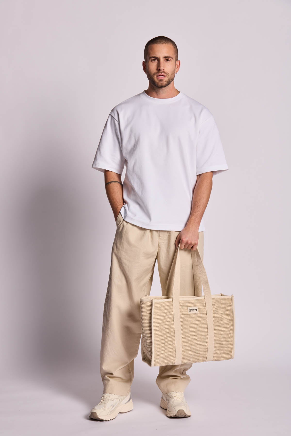 Oscar nude woven tote bag