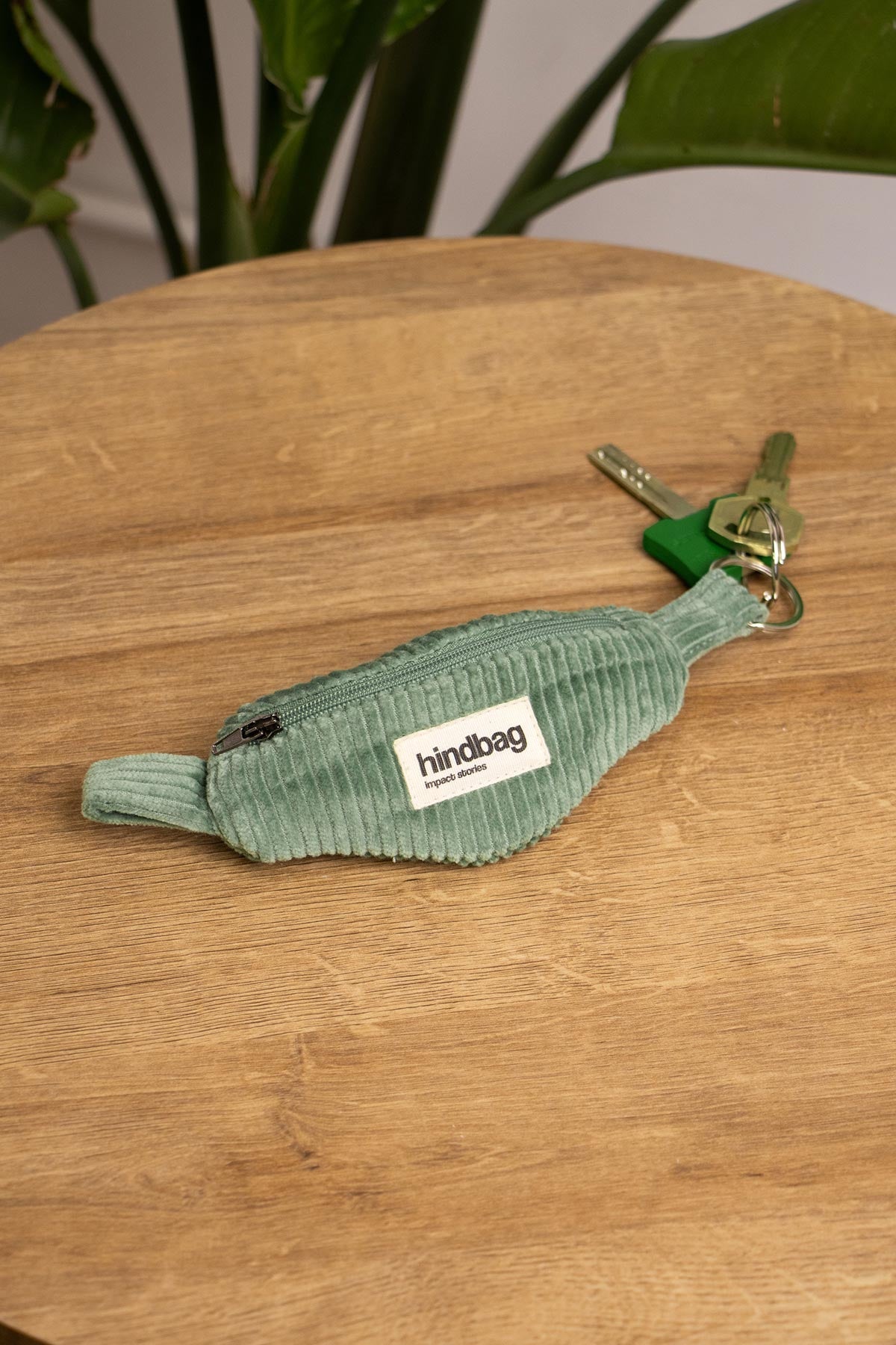 Côme Mint Green Corduroy Banana Keychain
