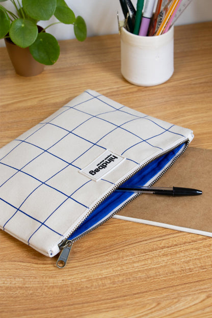 Ema Pouch – Off-White/Blue Check