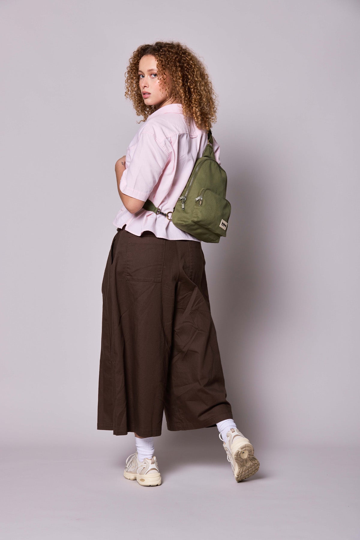 Felix Olive Sling Bag