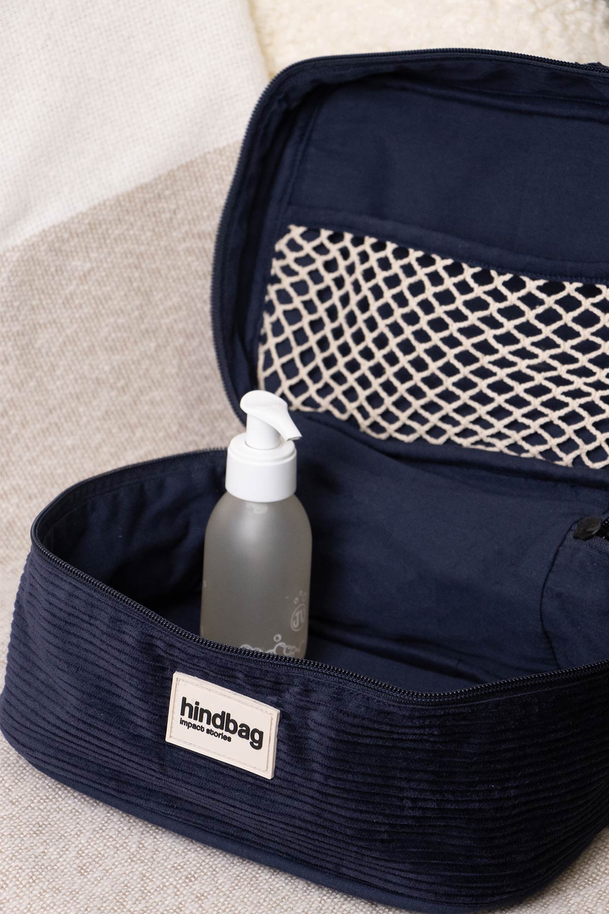 Gaspard Navy Corduroy Vanity Case