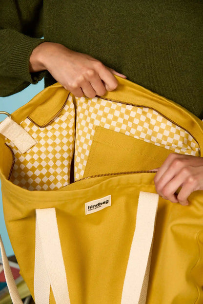 Cesar Safran Tote Bag