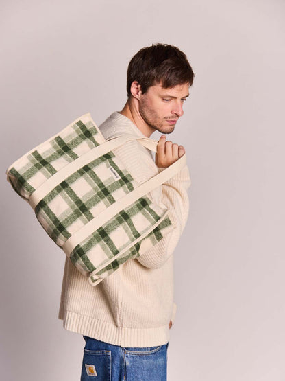 Oscar green tartan Tote Bag