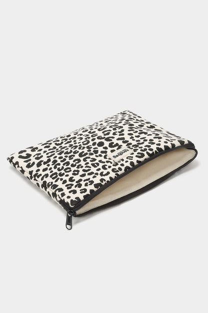Ava Leopard Off-white computer case
