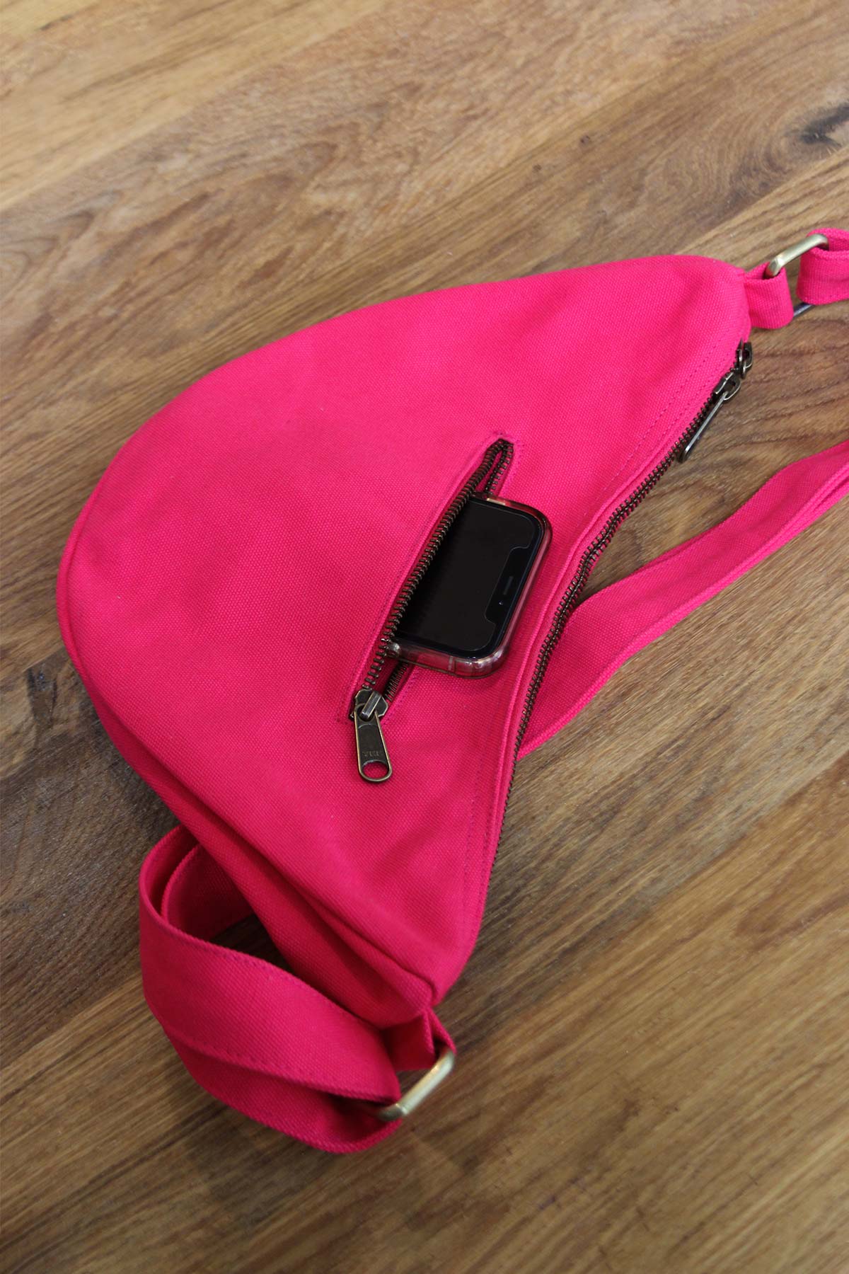 Andrea Fuchsia holi fanny pack