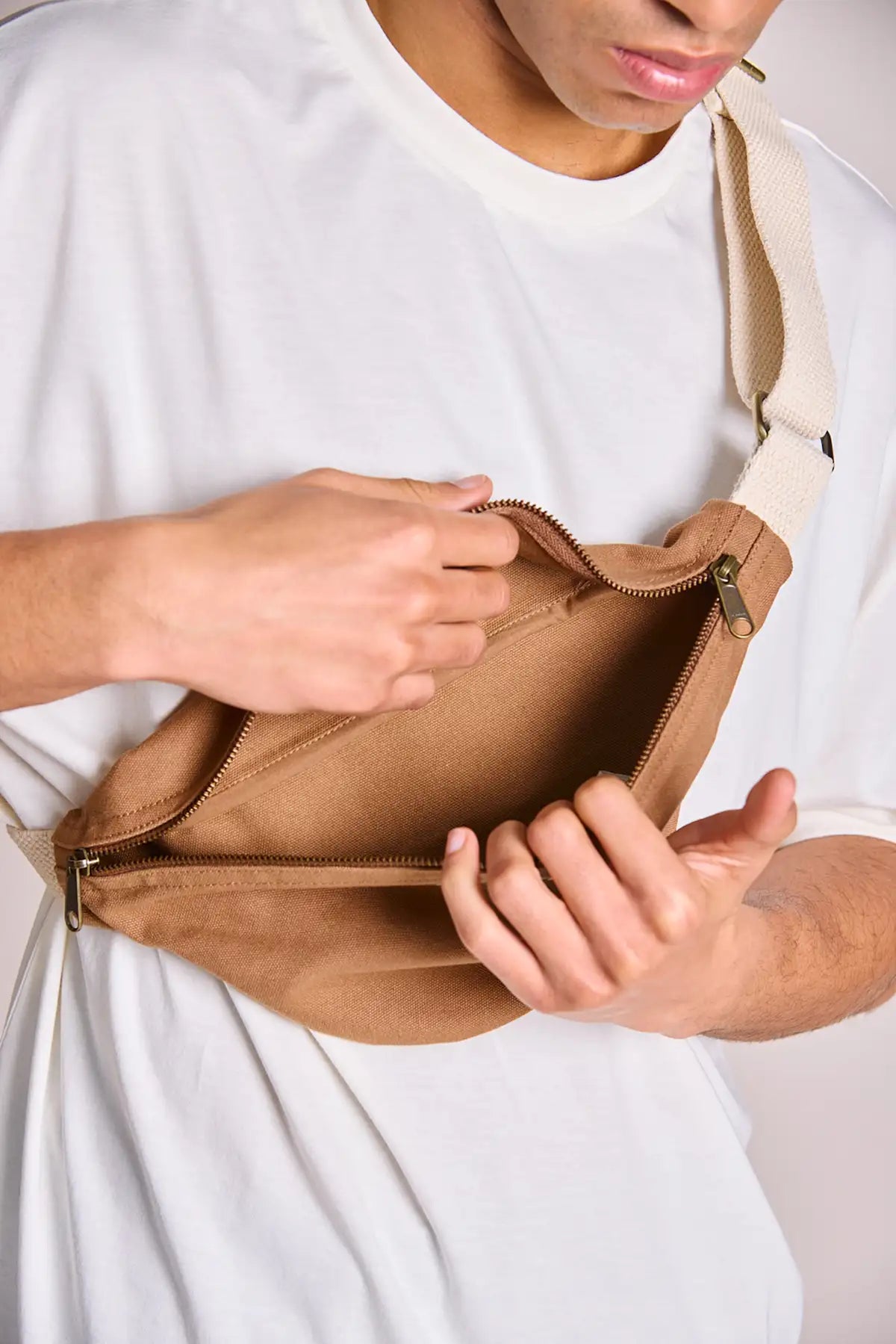 Olivia Cinnamon fanny pack