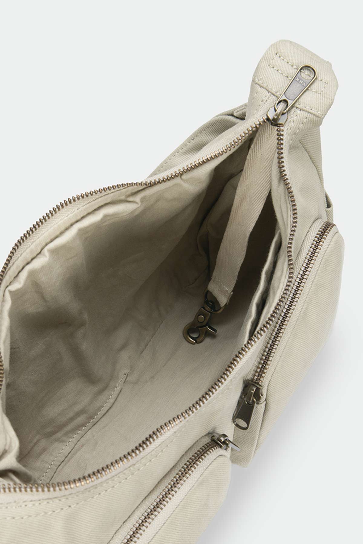 Multipocket bag Emile Clay Green