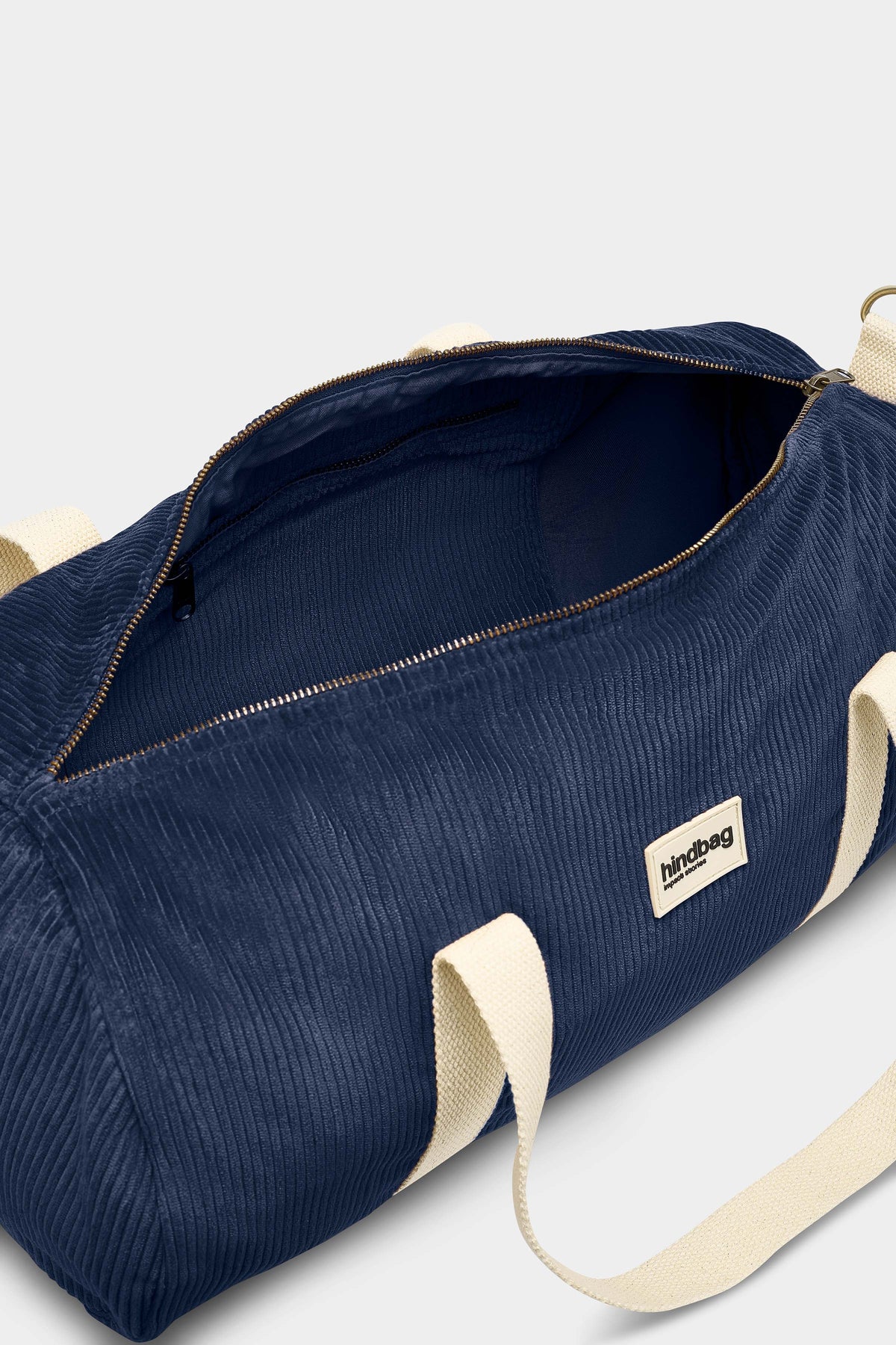 Simon duffel bag in navy corduroy
