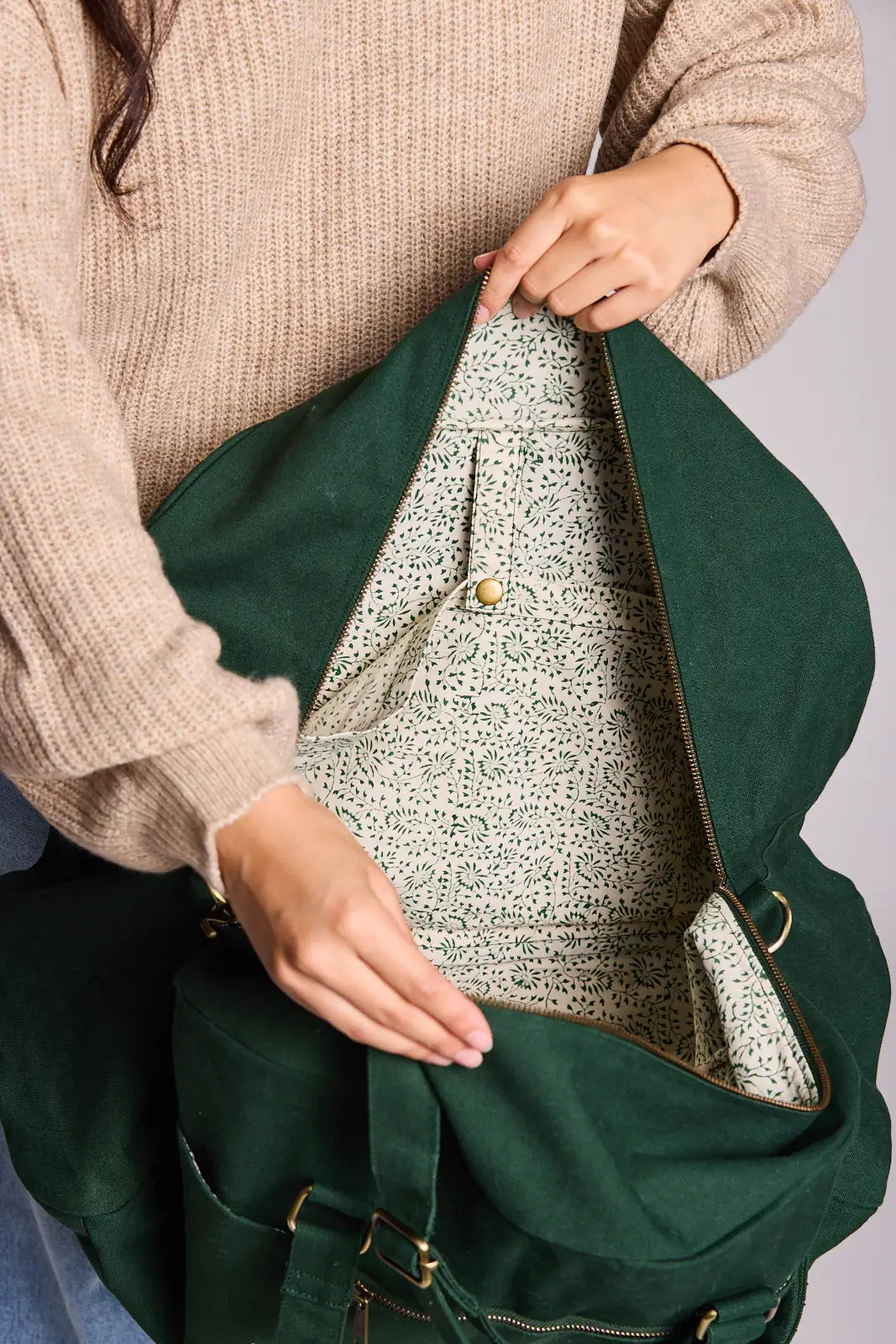 Yves fir travel bag