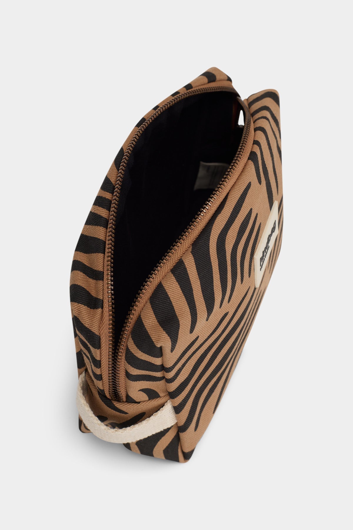 Léon Zebra Cinnamon Toiletry Bag
